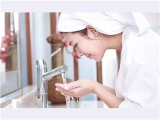 春季護(hù)膚應(yīng)注意哪些問(wèn)題？做好這3點(diǎn)很重要